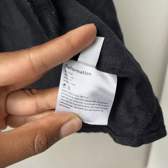 Reformation black linen slit dress - Picture 6 of 7